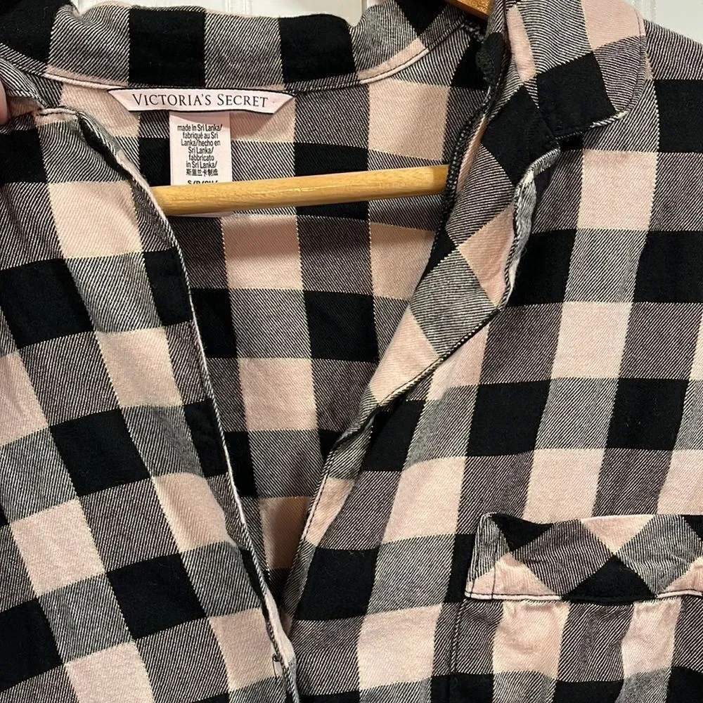 Victoria’s Secret checkered long sleeve pajama top